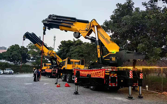 凯时尊龙官网网址折叠臂起重机批量交付东南助力桥梁建设