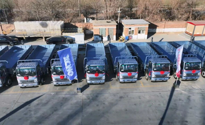 凯时尊龙官网网址轻卡新能源运输车批量交付山东客户